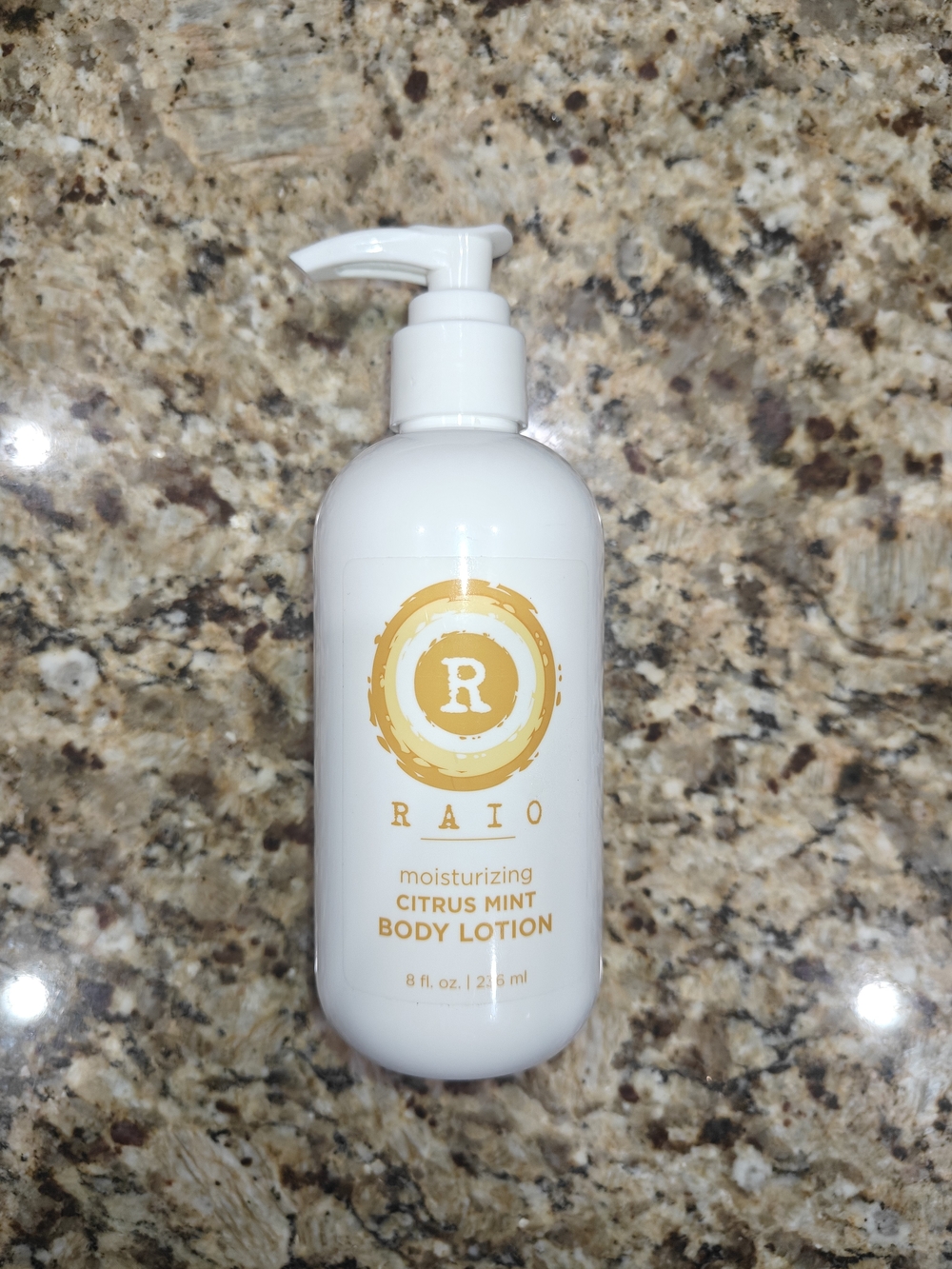 Raio Citrus Mint Moisturizing Body Lotion
